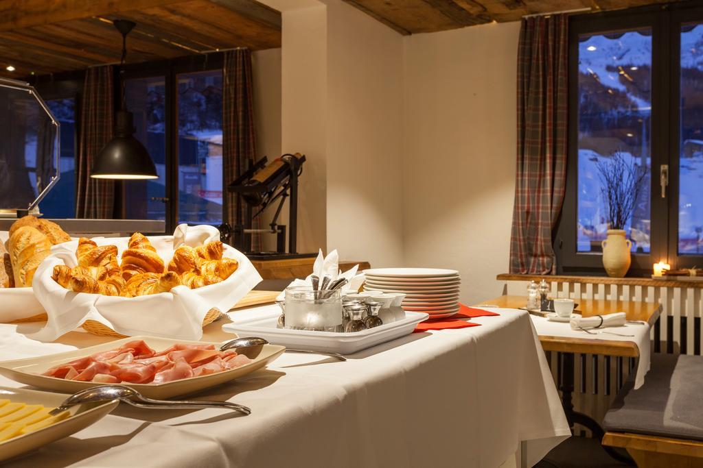 Hotel The Larix Ski-In Ski-Out Saas-Fee Luaran gambar