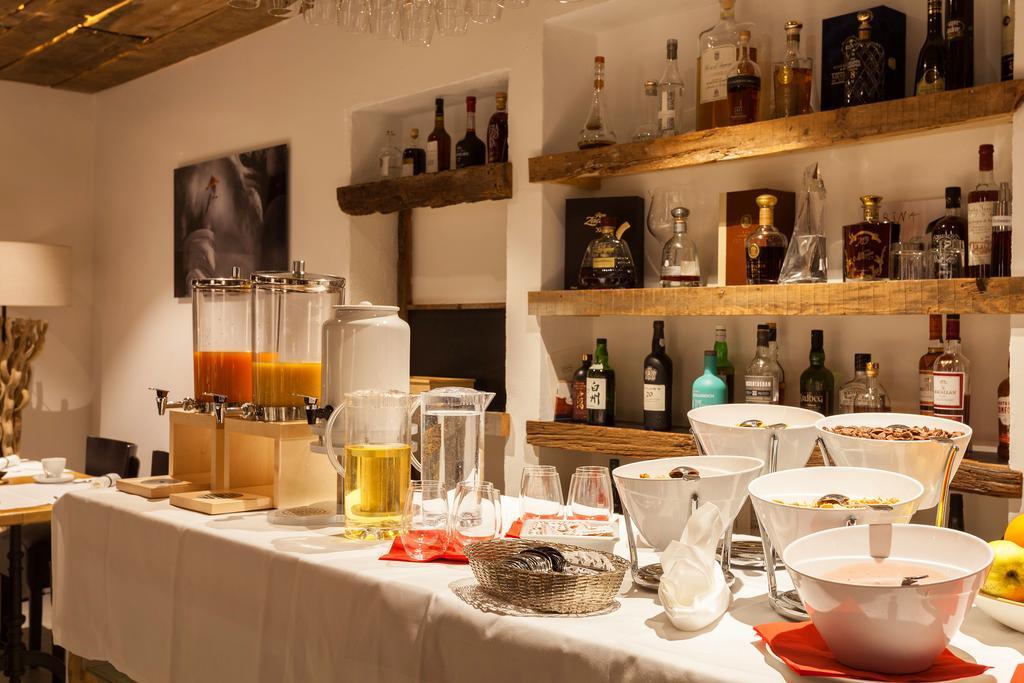 Hotel The Larix Ski-In Ski-Out Saas-Fee Luaran gambar